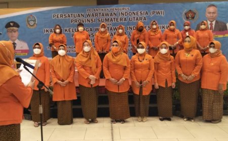 Indah Kirana Motivasi Sumut Dapat IKWI Award *Pelantikan IKWI Sumut Periode 2021-2026