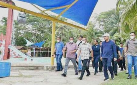 Gubernur Ingin Makan di Pinggir Pantai Mengenang Masa Muda