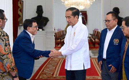 Presiden Jokowi Terima Pengurus PWI Pusat di Istana Merdeka
