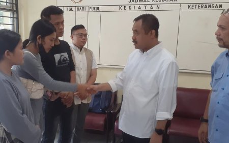 PWI Salurkan Bantuan Kepada Wartawan Korban Kekerasan di Sumut